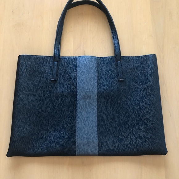 NWOT - VINCE CAMUTO VEGAN LEATHER TOTE BAG - Picture 1 of 5